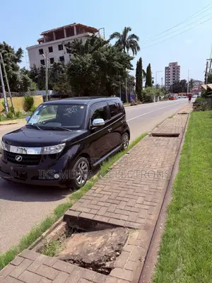 Toyota bB 2015 Black