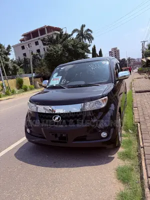 Toyota bB 2015 Black