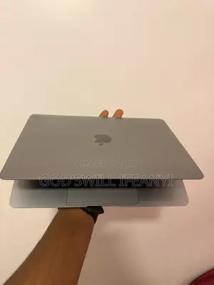 Laptop Apple MacBook 2017 8GB Intel Core i5 SSD 256GB