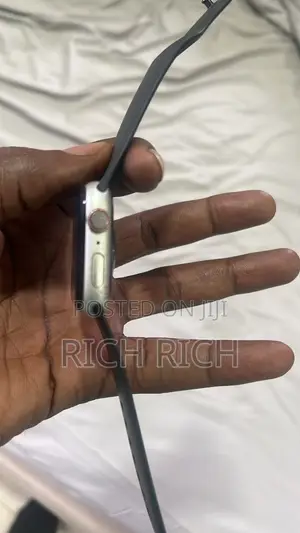 Apple Watch Series 7