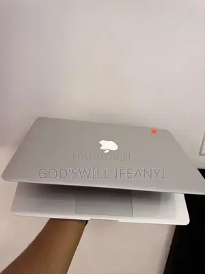 Laptop Apple MacBook Air 2015 8GB Intel Core i7 SSD 256GB