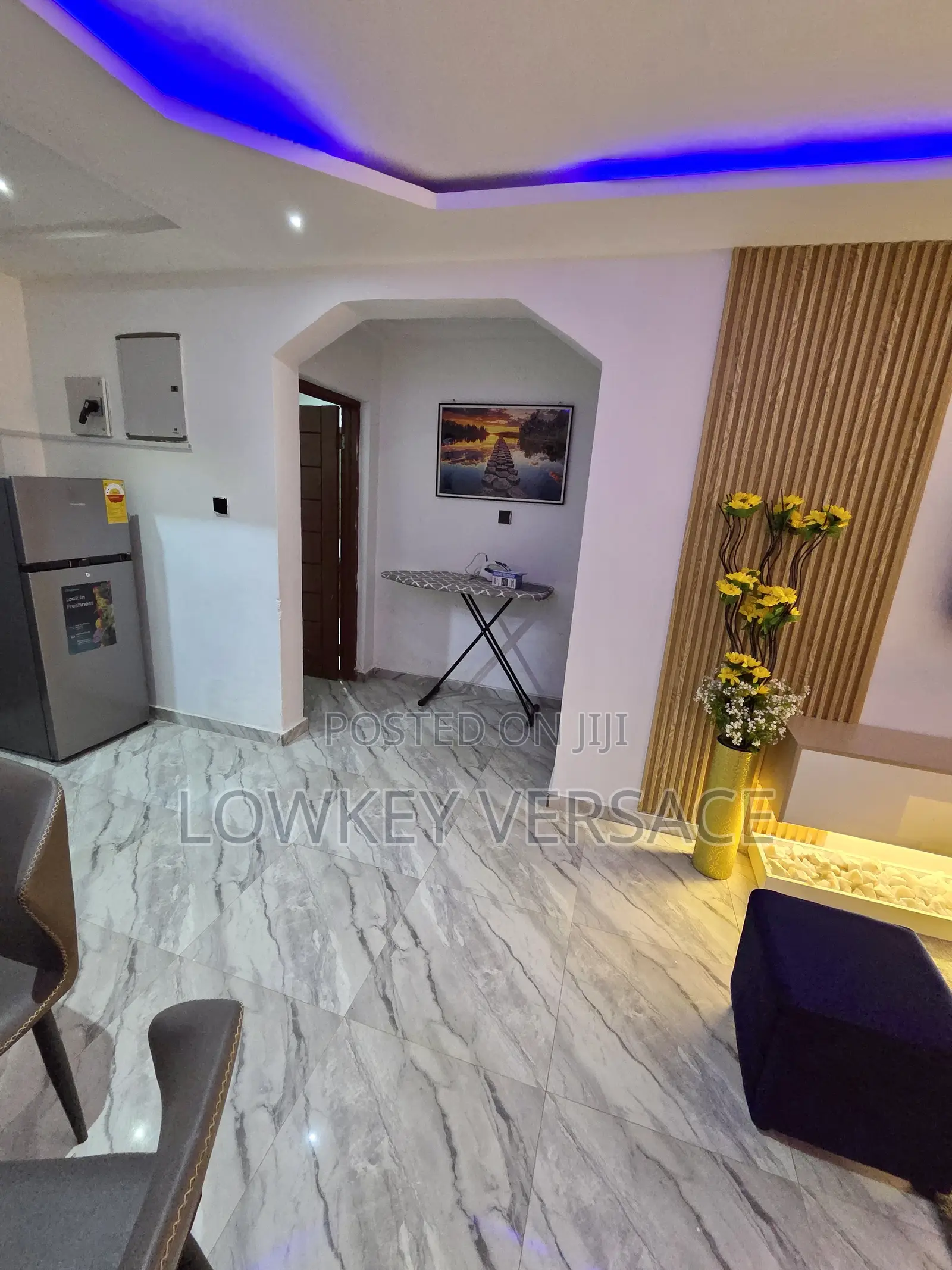 Comfy Two Luxury Beds Apartment + Starlink Internet + DSTV+ Washing Ma