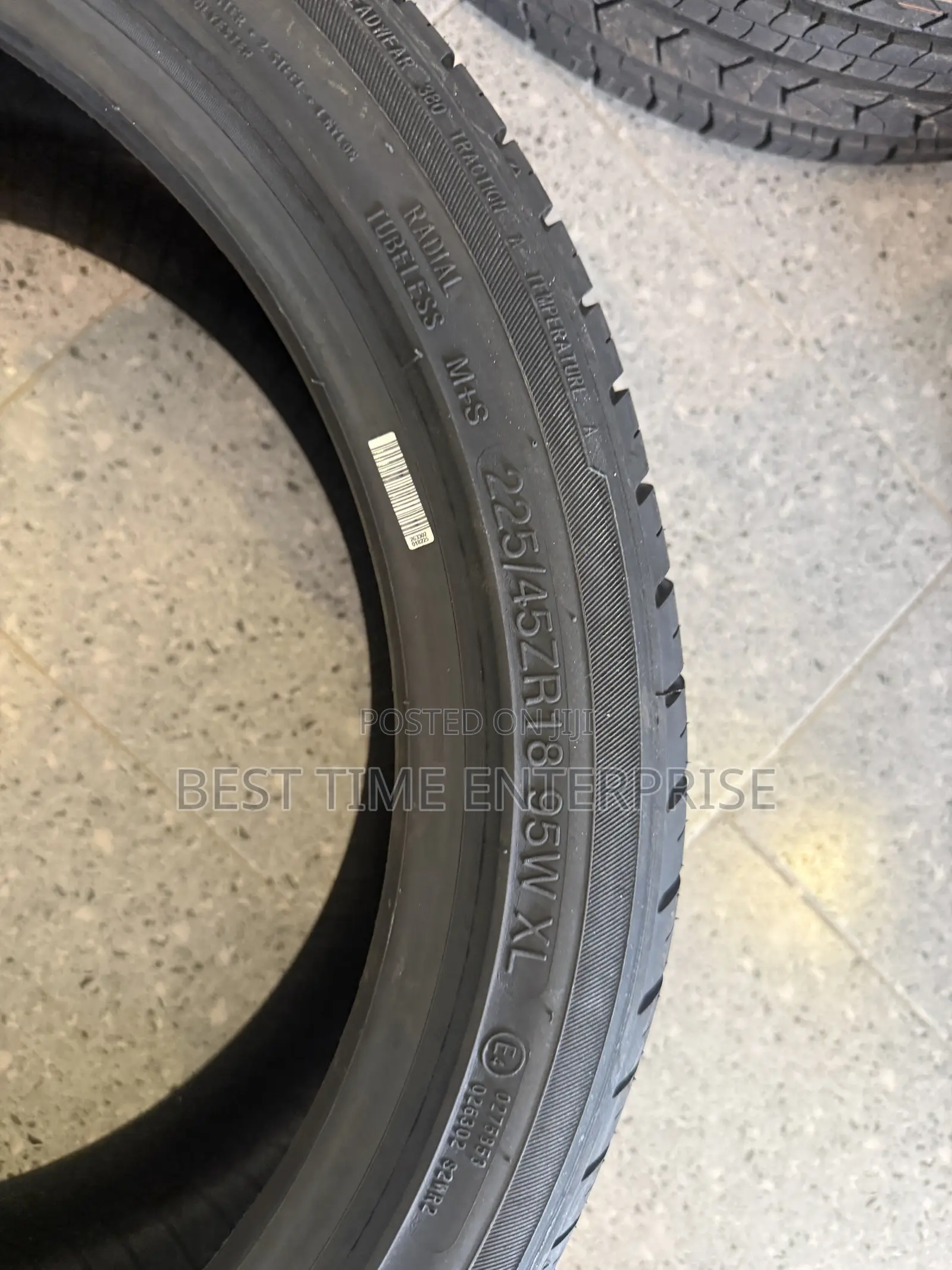 225/45 R18 RYDANS Tyres