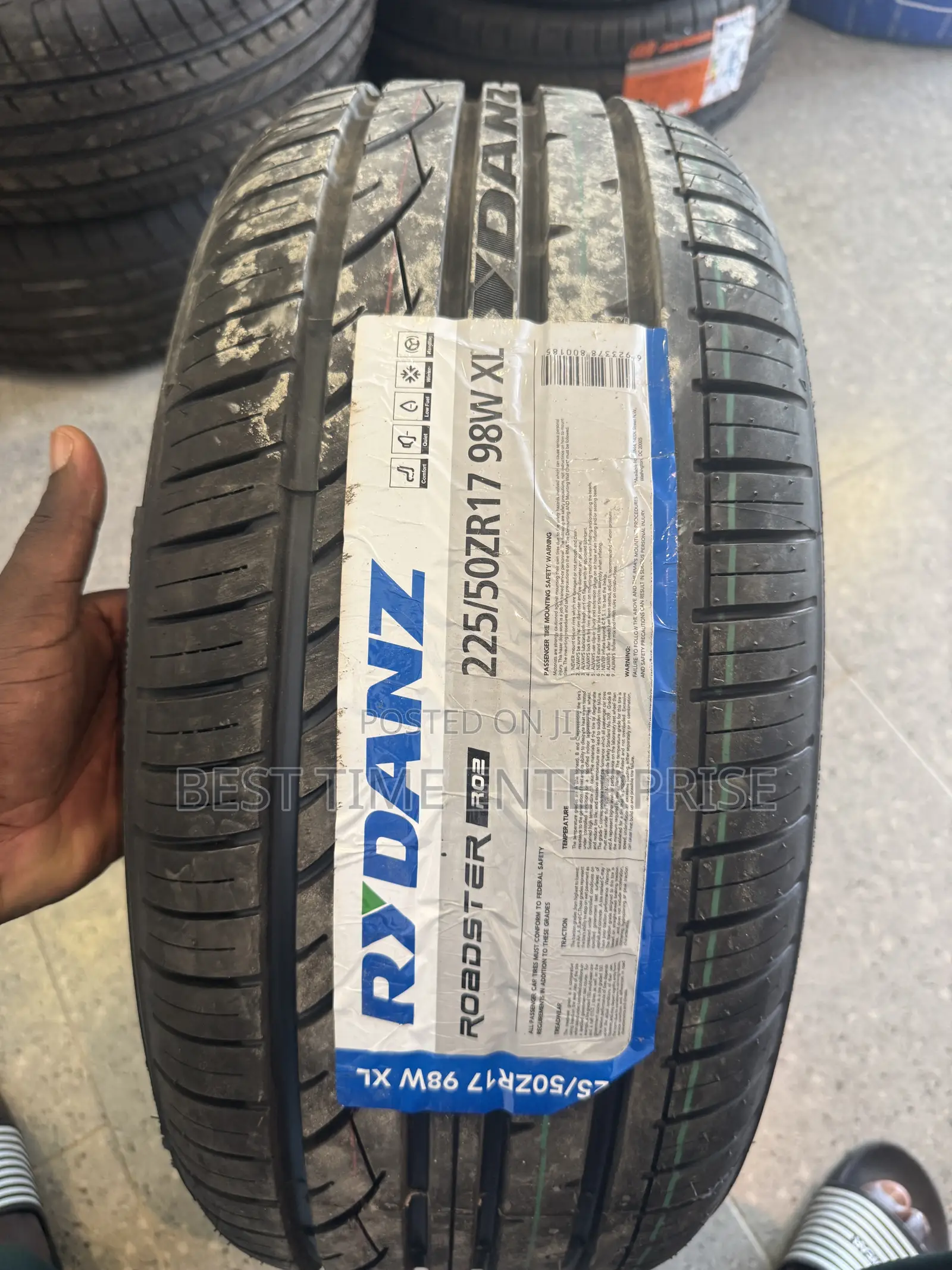 225/50 R17 Rydanz Tyres