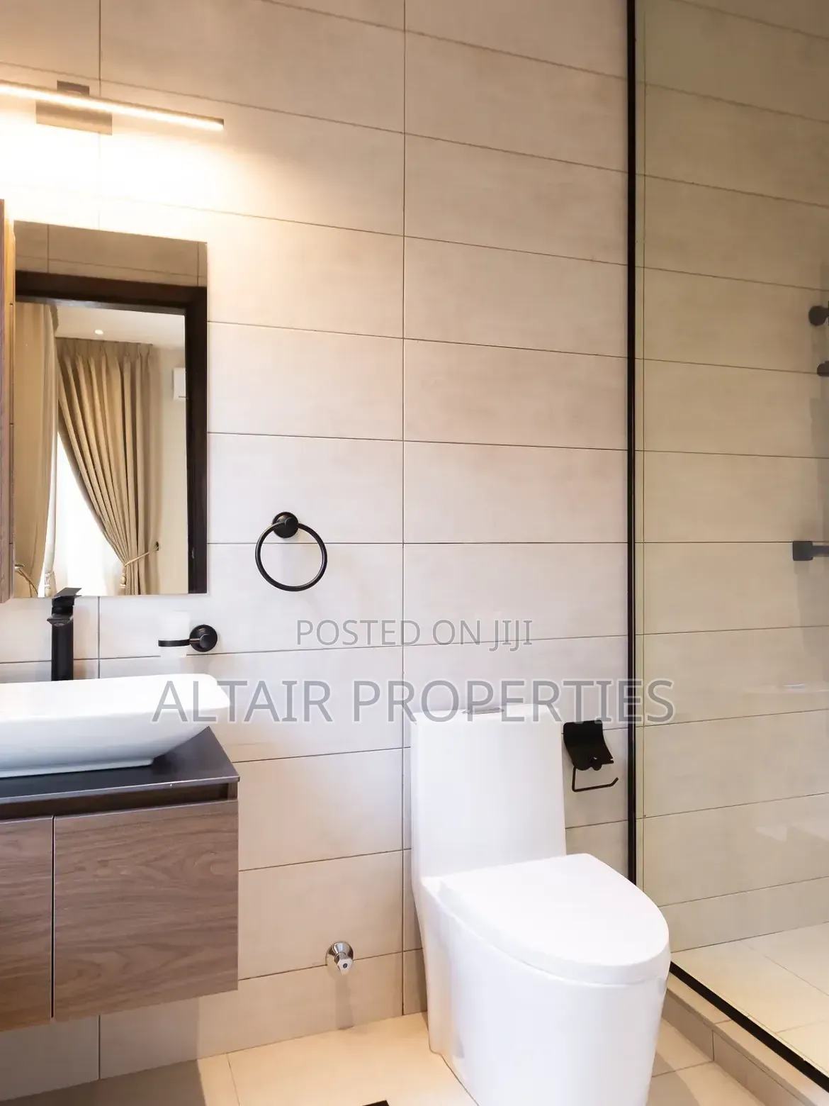 4bdrm House in Oyarifa, Accra Metropolitan for sale