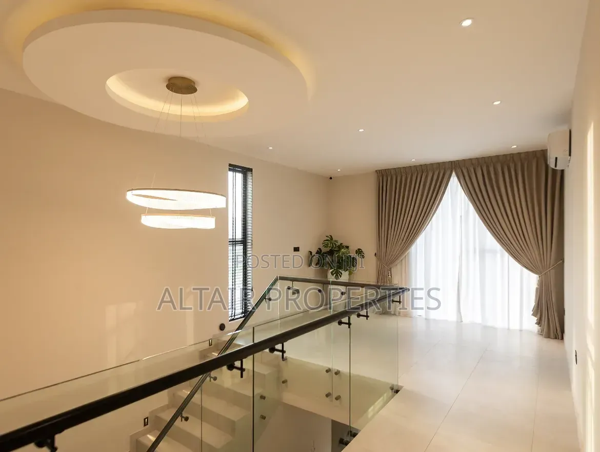 4bdrm House in Oyarifa, Accra Metropolitan for sale