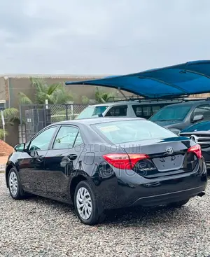 Toyota Corolla LE (1.8L 4cyl 2A) 2019 Gray