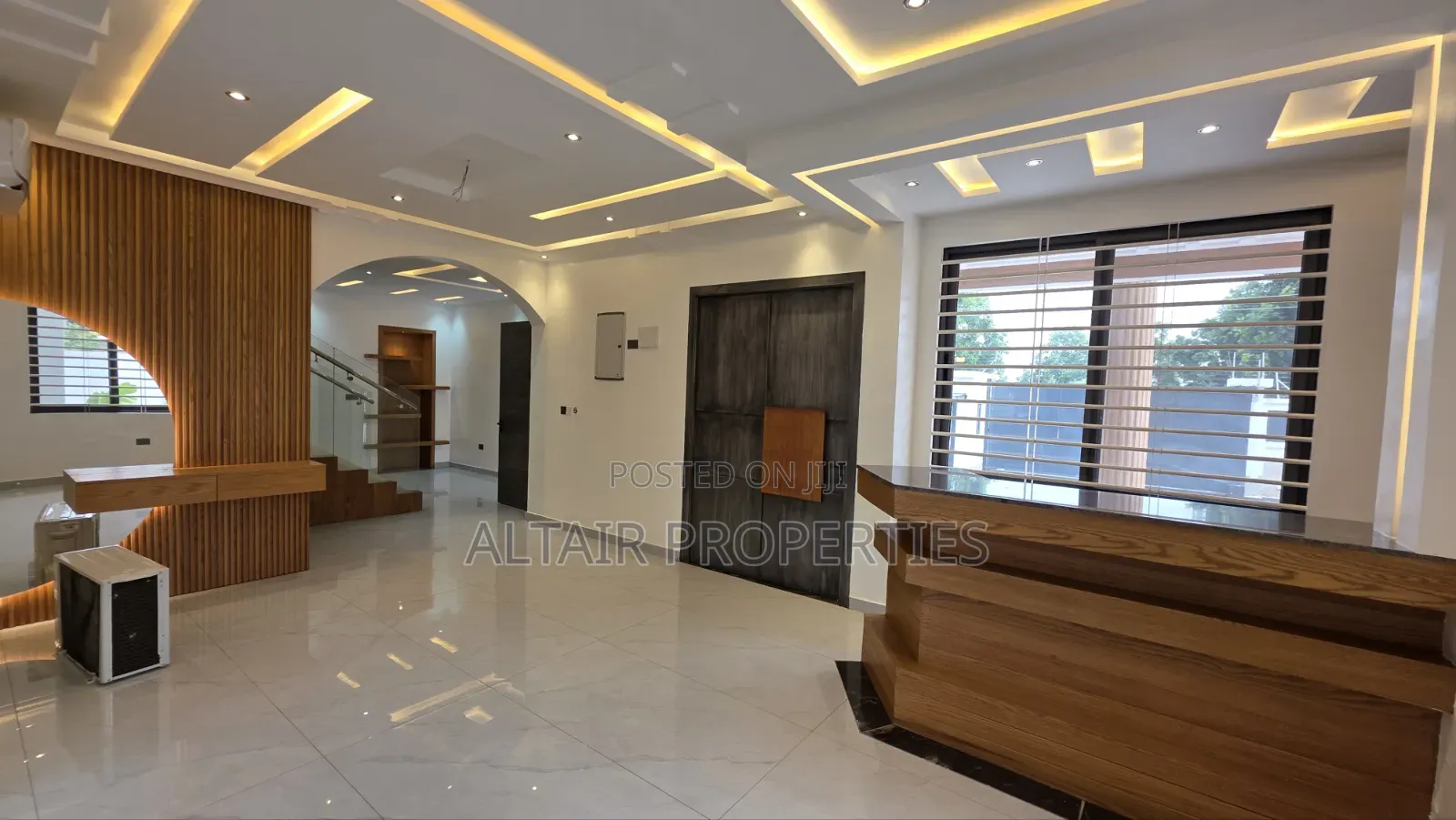 5bdrm House in East Legon, Accra Metropolitan for sale