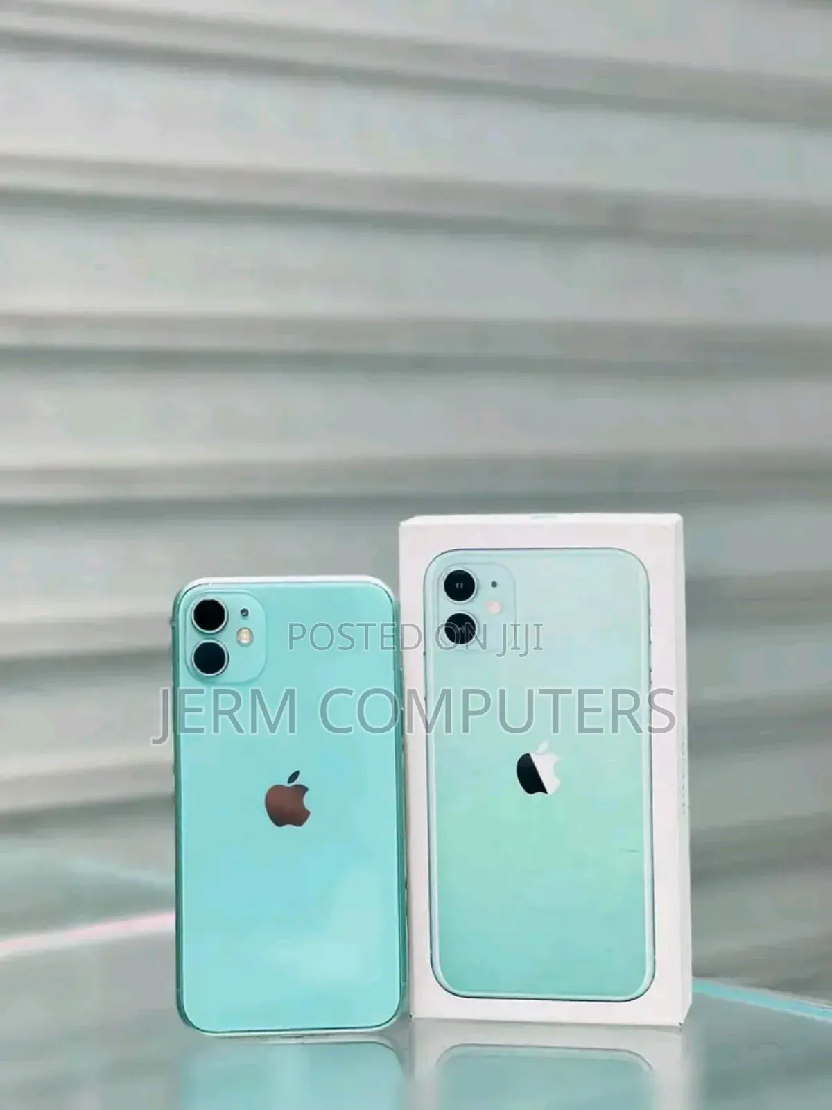 New Apple iPhone 11 256 GB Gray