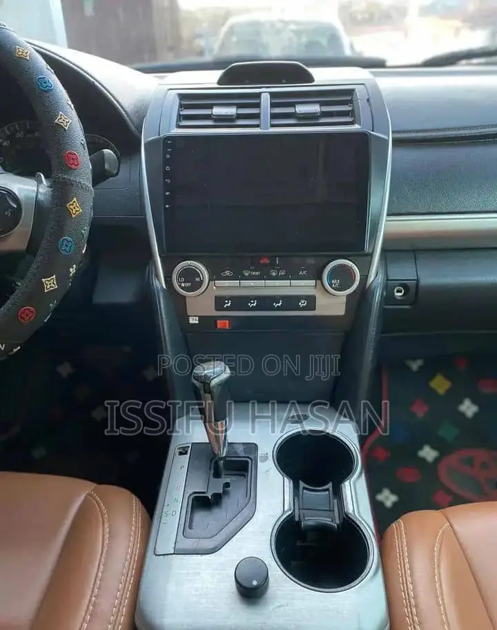 Toyota Corolla XLE 4dr Sedan (1.8L 4cyl 4A) 2010 White