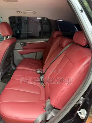 Hyundai Santa Fe 2012 Black