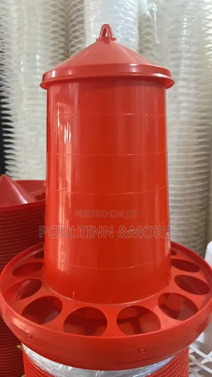 16kg Red Feeder