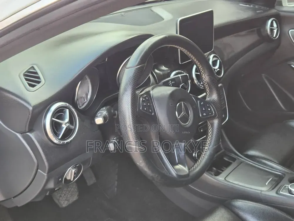 Mercedes-Benz C-Class C 250 BlueTEC 4MATIC (C205) 2016 White