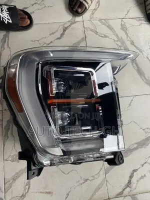 Ford F-150 2021 2022 2023 Headlight