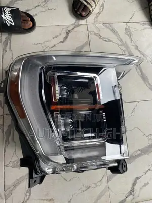 Ford F-150 2021 2022 2023 Headlight