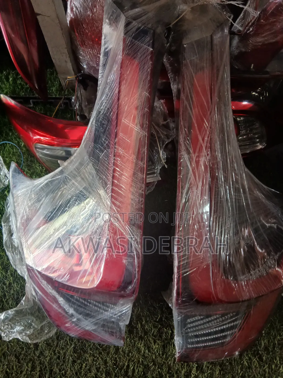 CRV 2024 Tail Light Pair