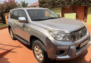 Toyota Land Cruiser Prado 2012