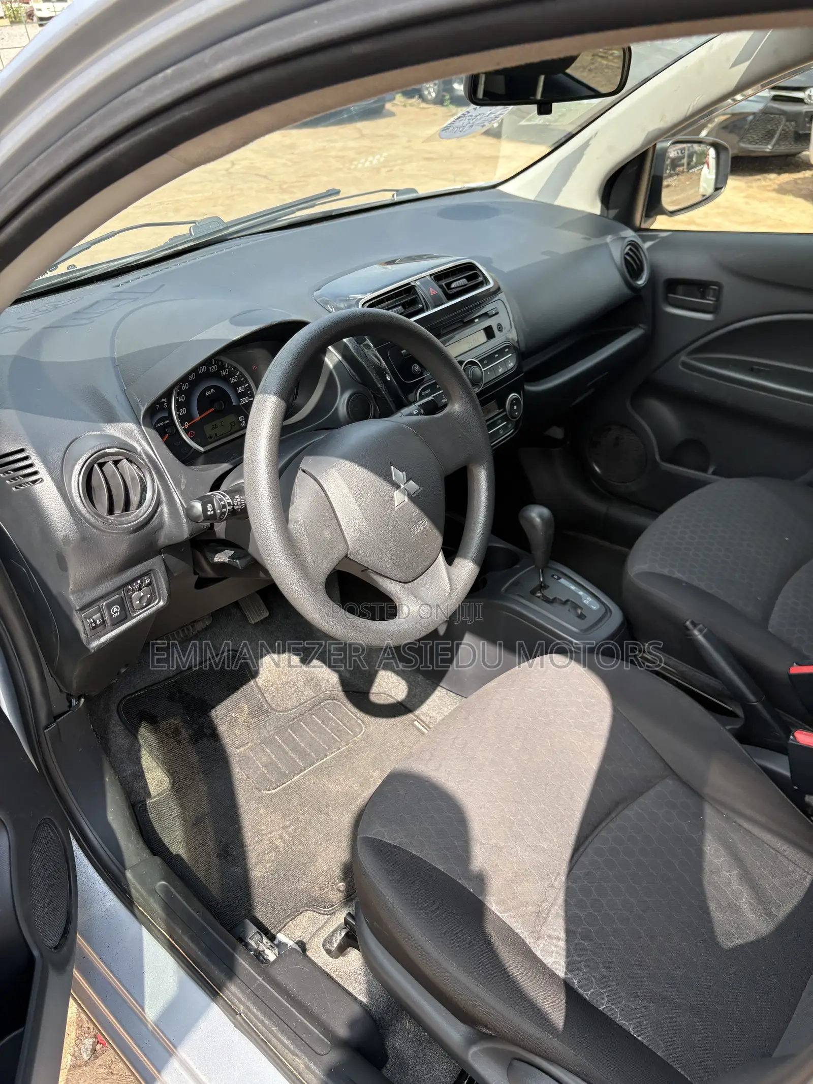 Mitsubishi Mirage 2012 Silver