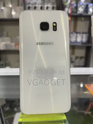 Samsung Galaxy S7 32 GB White