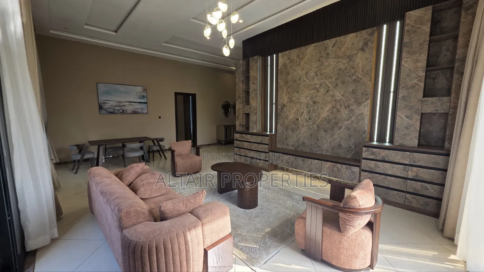 Furnished 5bdrm House in East Airport, Accra Metropolitan for sale