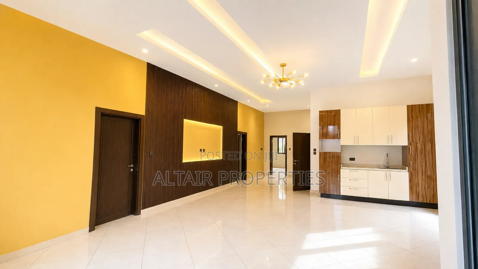 4bdrm House in East Airport, Accra Metropolitan for sale
