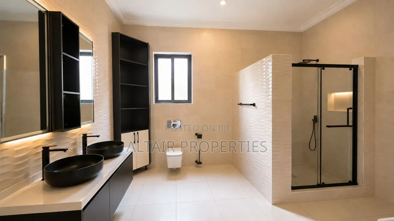 4bdrm House in East Airport, Accra Metropolitan for sale