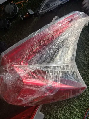 CRV 2017 Tail Light Pair