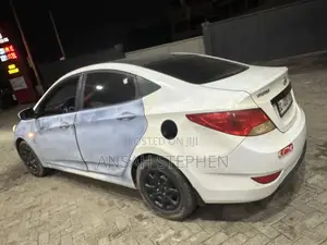 Hyundai Accent 2012 White