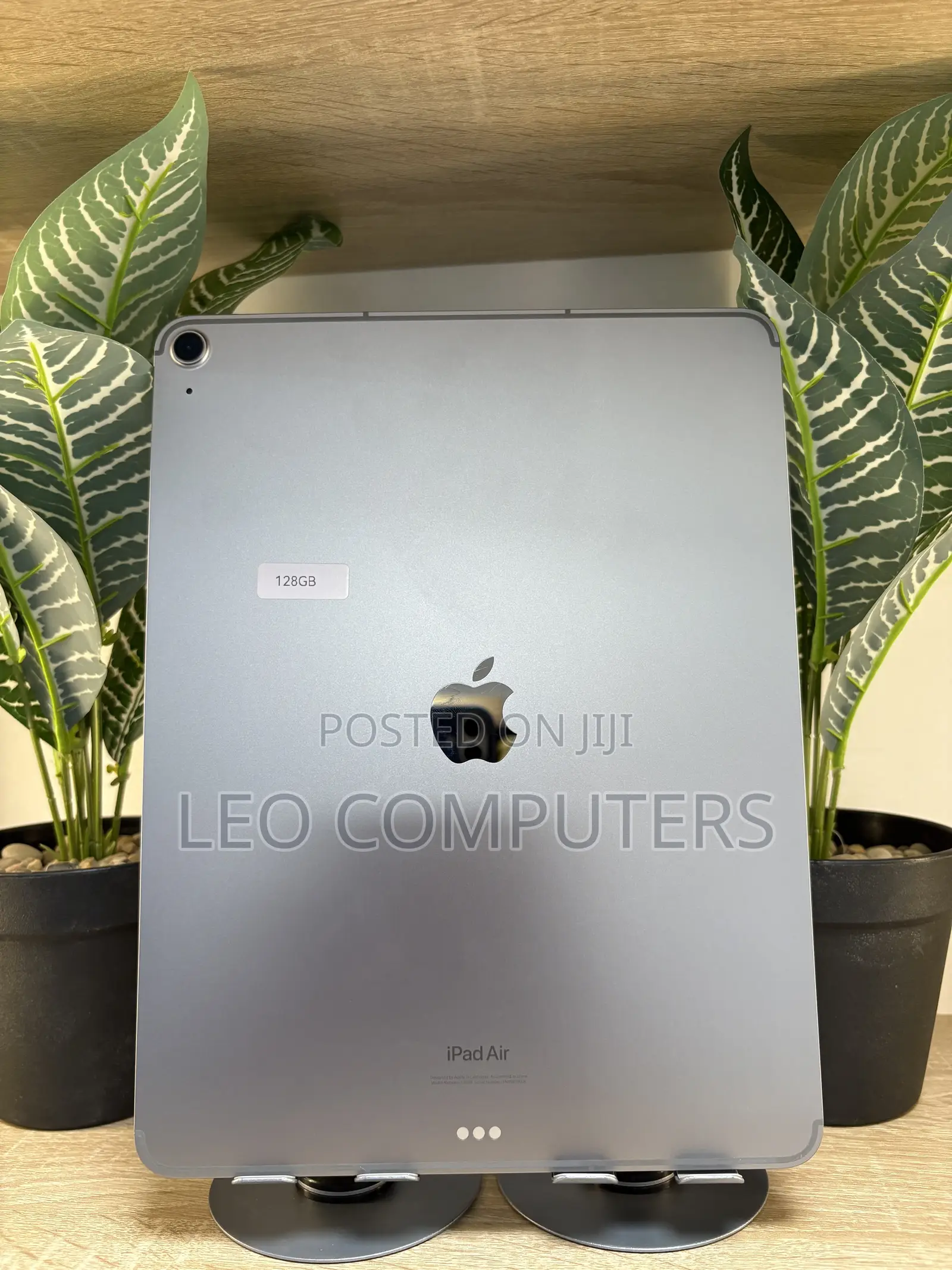 Apple iPad Air 128 GB Gray