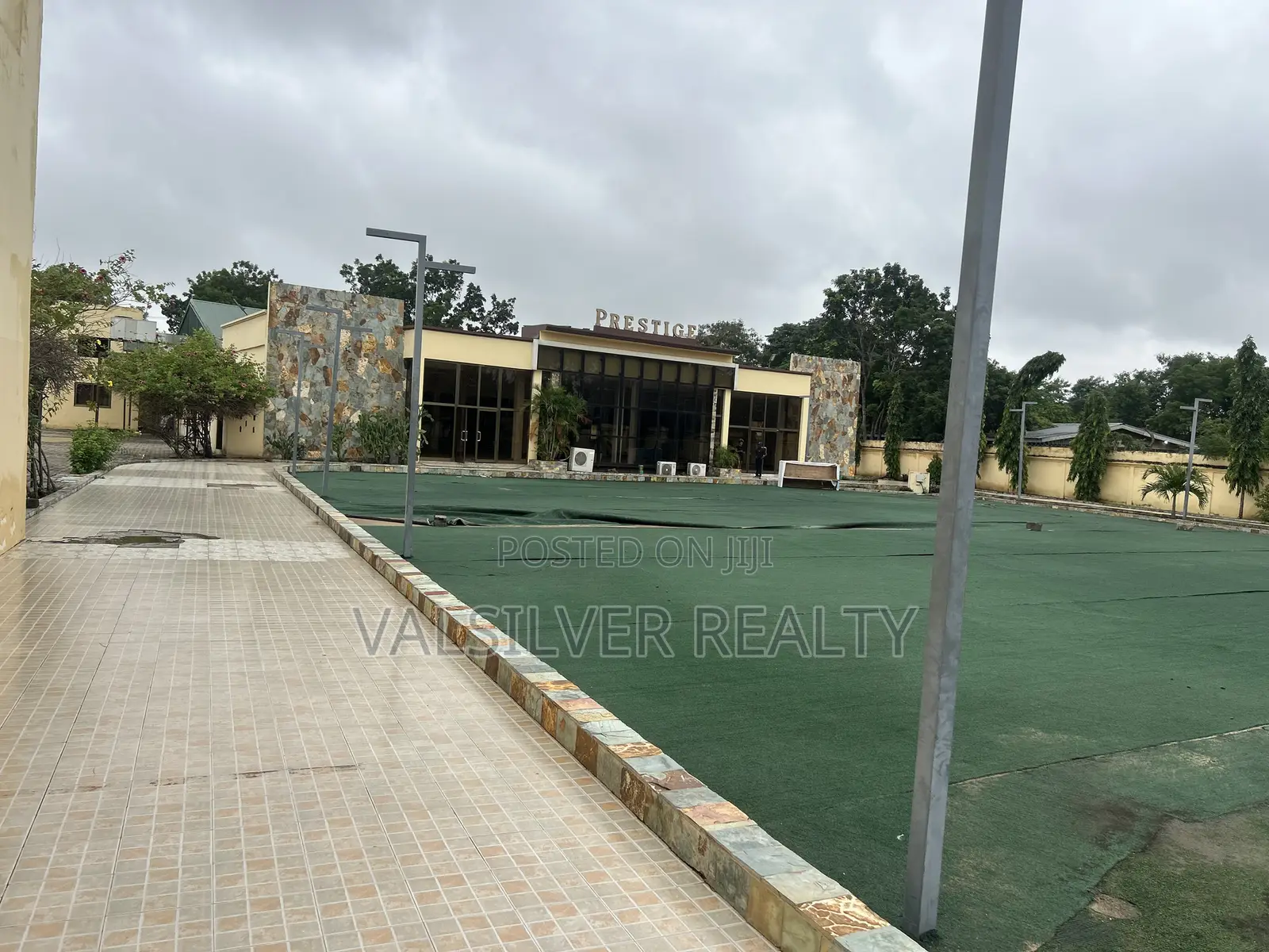 Commercial Property on 9 Titled Plot for Sale