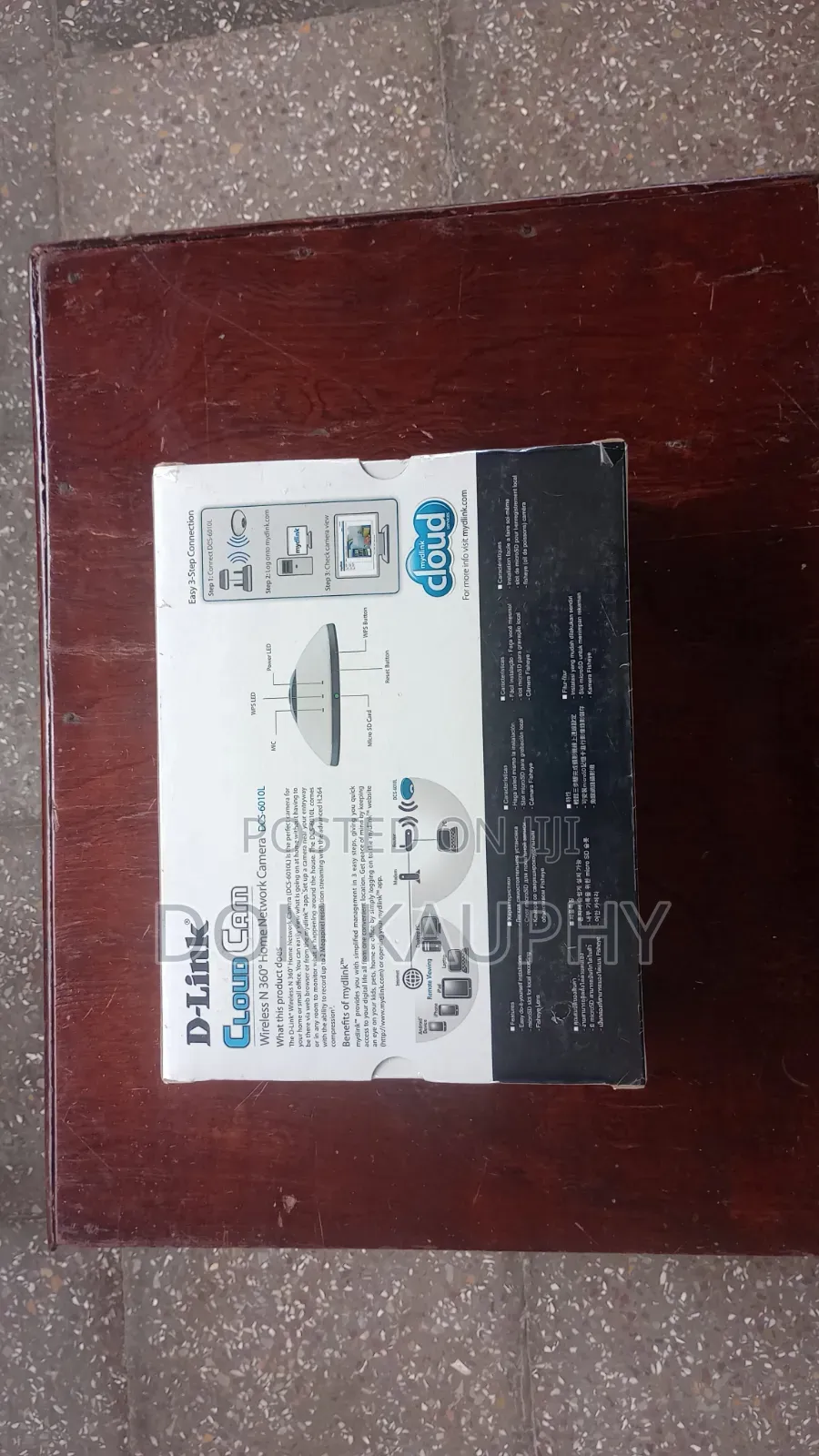 D-Link Cloud Cam Wireless N 360 Home Network Camera (DCS-6010L)