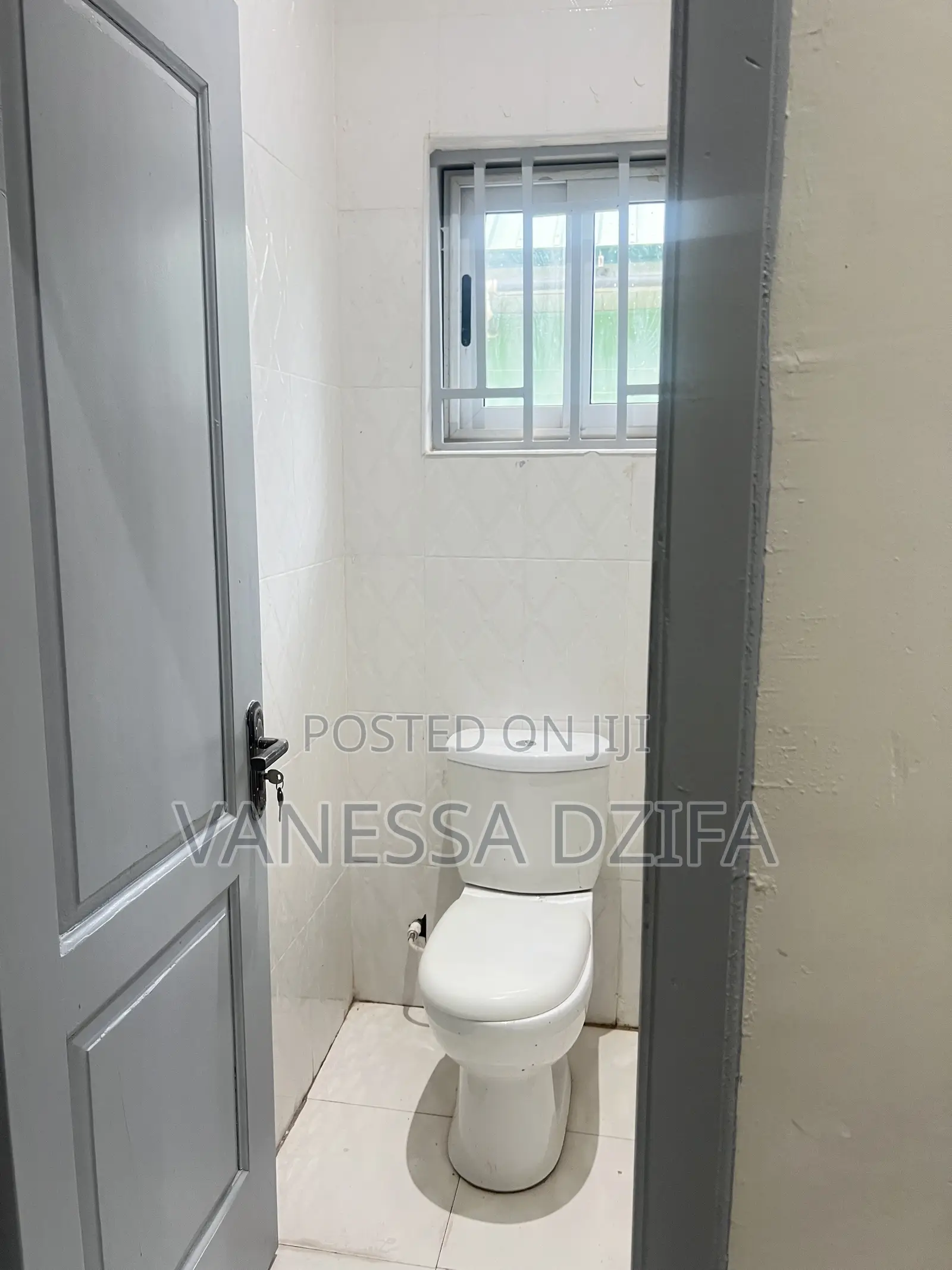 3bdrm Bungalow in Adom Estate, Community 25 for rent