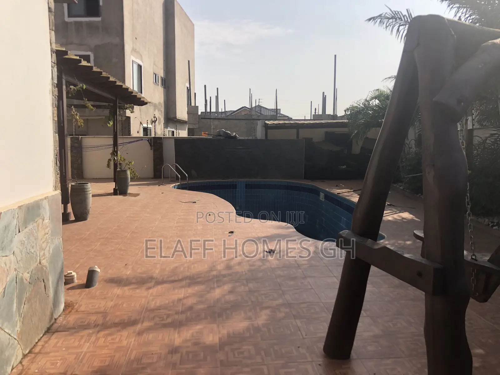 2bdrm Apartment in Elaffhomesgh, Boundary Road Area for rent