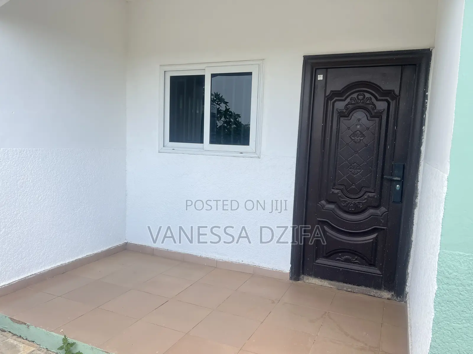 3bdrm Bungalow in Adom Estate, Community 25 for rent