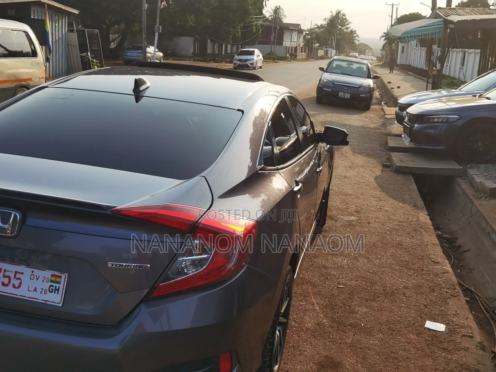 Honda Civic Touring Sedan 2018 Gray