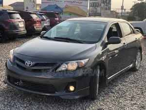 Toyota Corolla S 4dr Sedan (1.8L 4cyl 4A) 2013 Gray