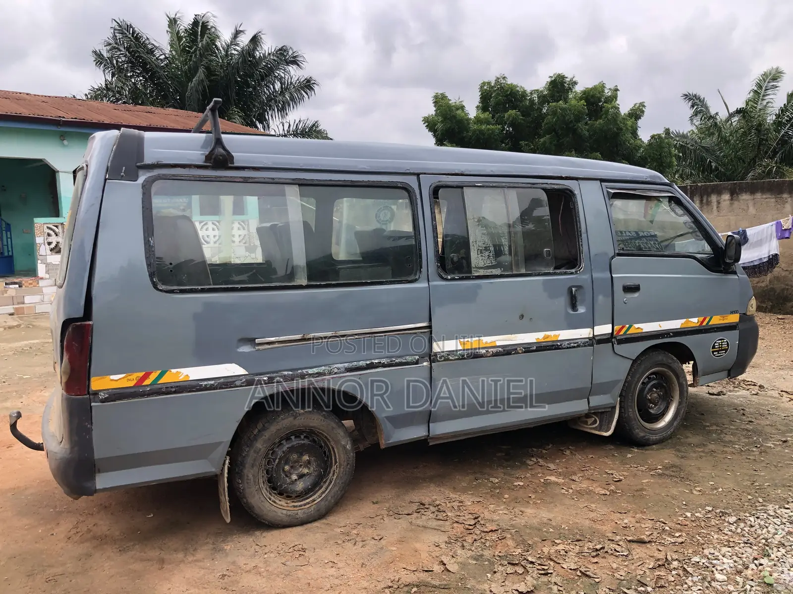 Hyundai H-100 2004 Grey