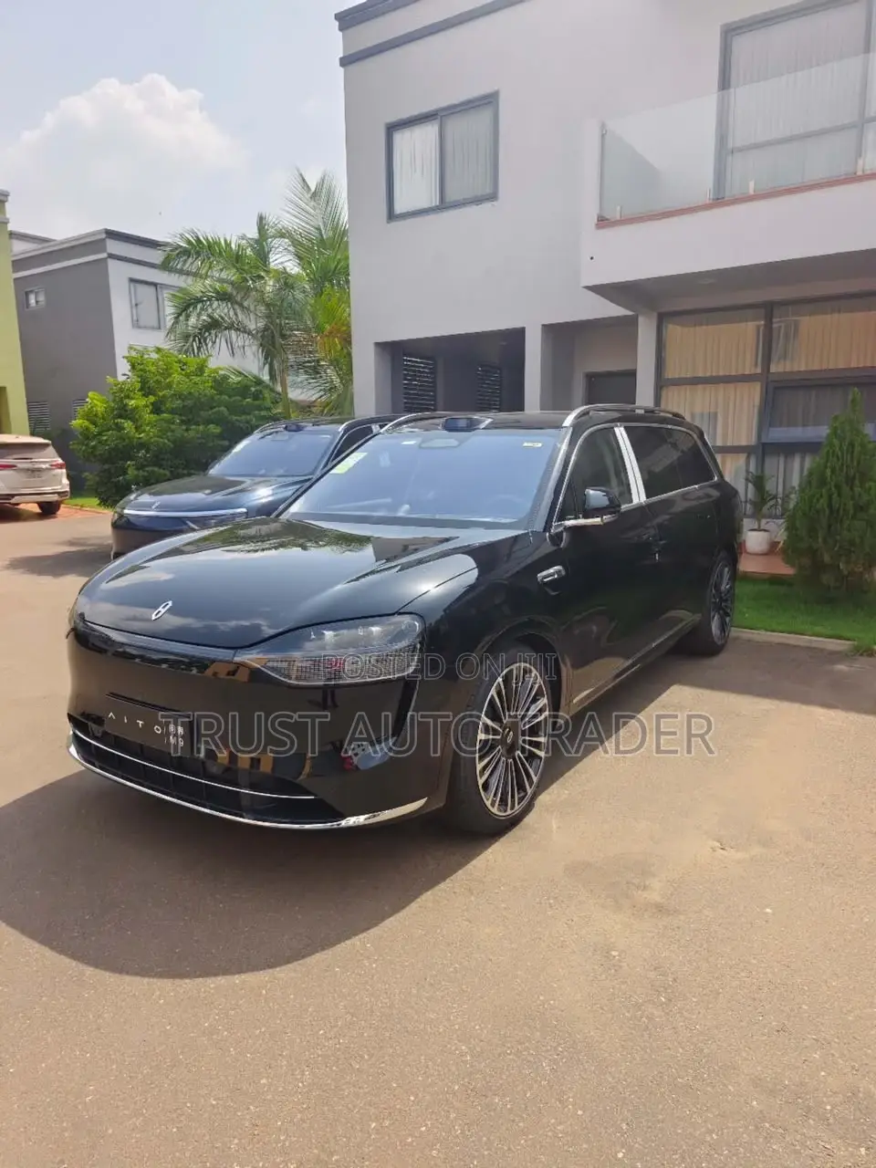 New AITO M9 100kWh EV AWD 2025 Black