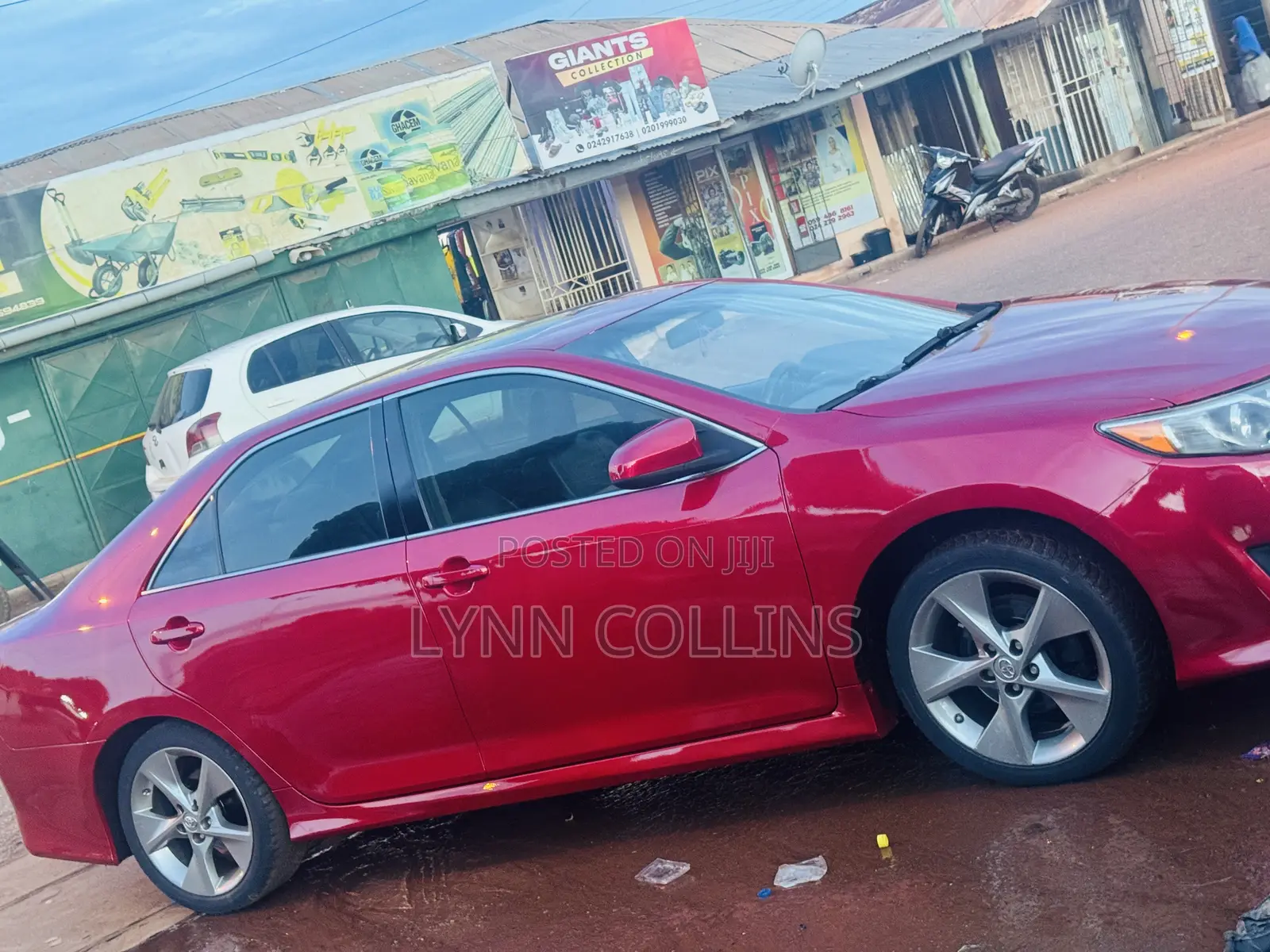 Toyota Camry SE 4dr Sedan (2.5L 4cyl 6A) 2013 Red