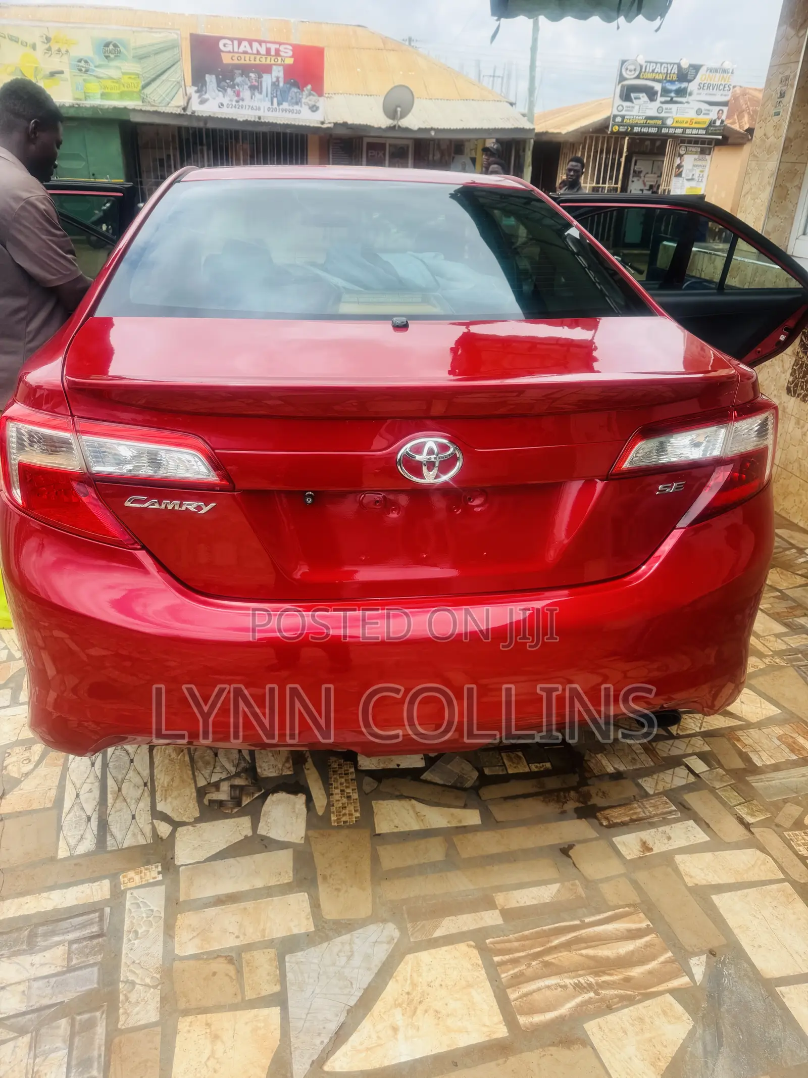 Toyota Camry SE 4dr Sedan (2.5L 4cyl 6A) 2013 Red