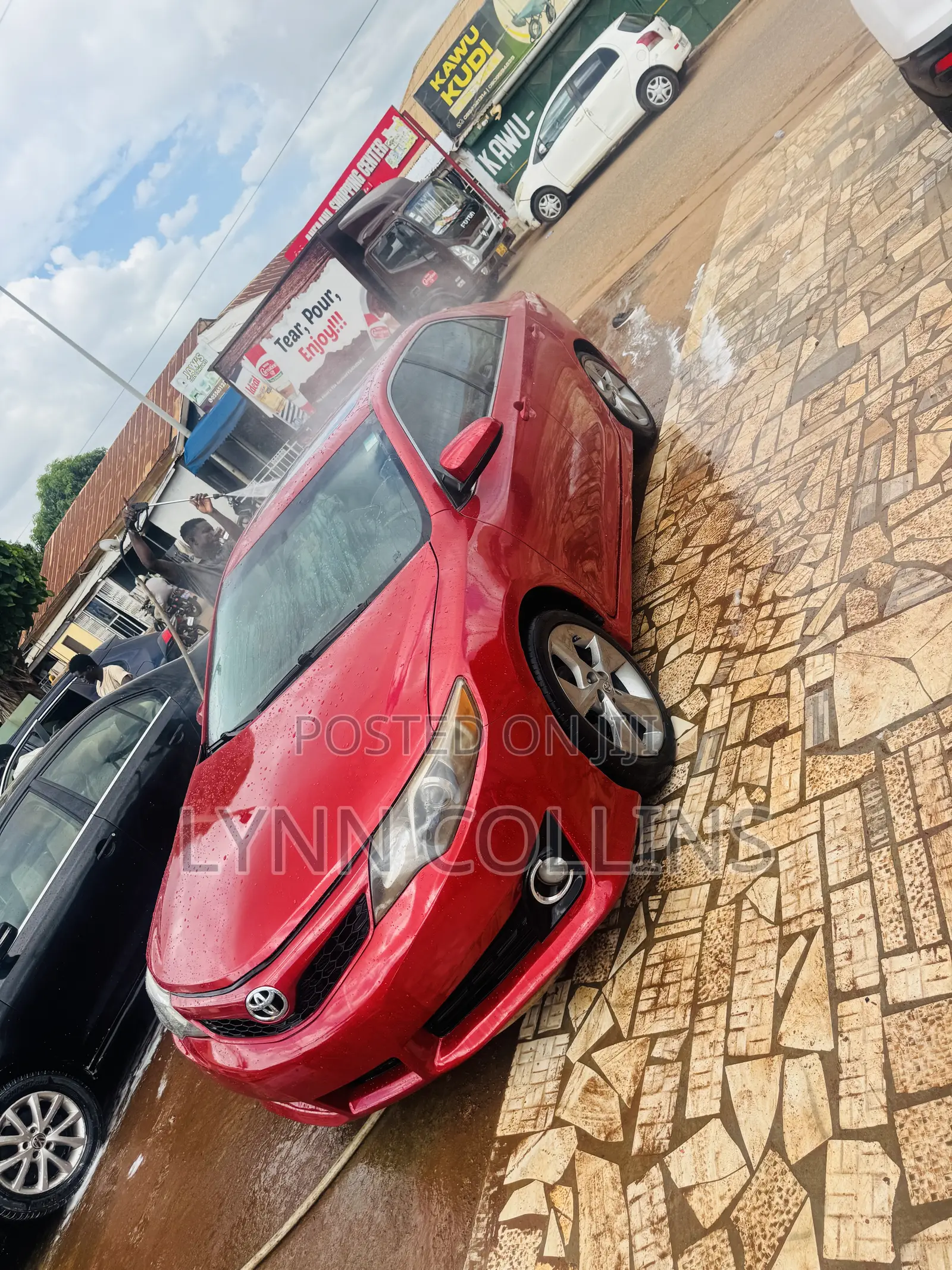 Toyota Camry SE 4dr Sedan (2.5L 4cyl 6A) 2013 Red