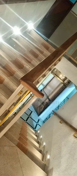 Furnished Executive Duplex for Short Stay