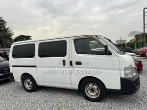 Nissan Caravan (Urvan) 2012 White