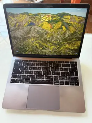 Laptop Apple MacBook Air 2019 8GB Intel Core i5 SSD 128GB