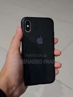 Apple iPhone XR 64 GB Black