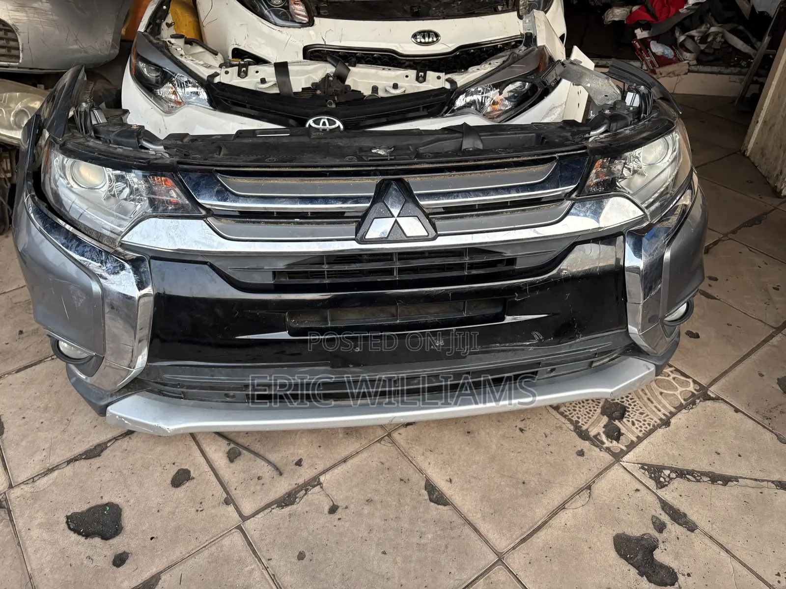 Mistubishi Outlander 2017 Front Cut
