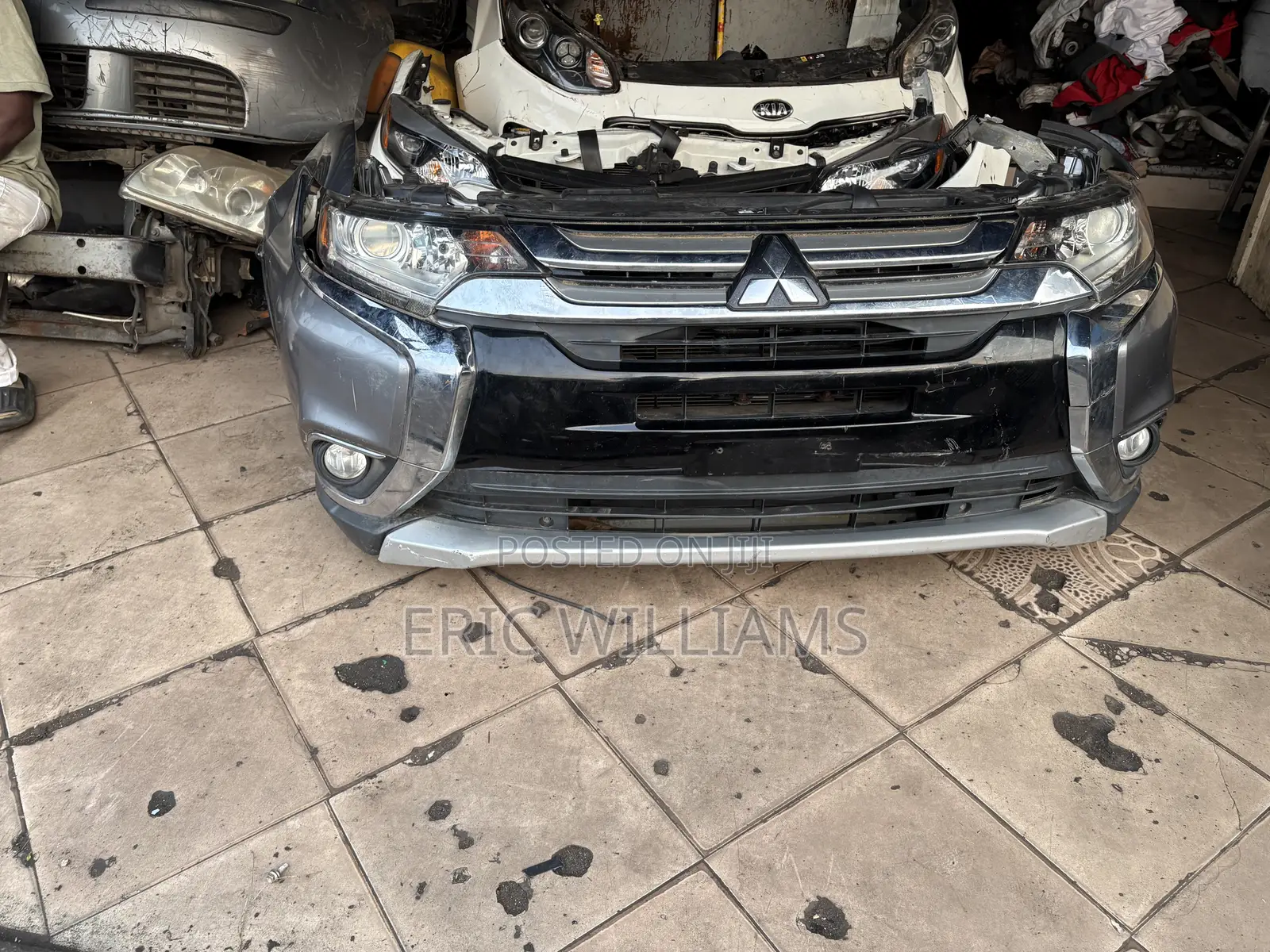 Mistubishi Outlander 2017 Front Cut