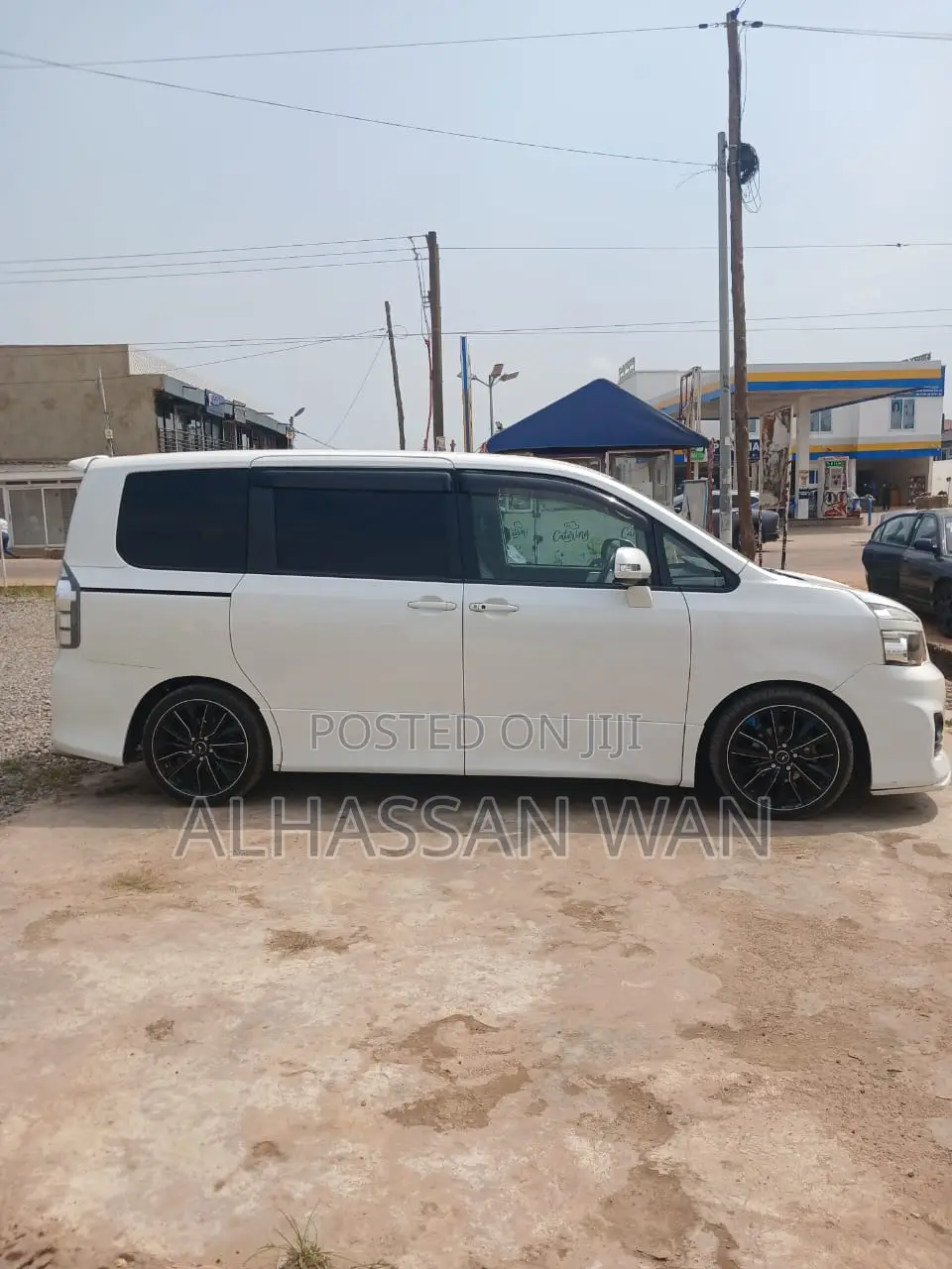 Toyota Voxy 2013 White