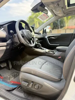 Toyota RAV4 2023 White