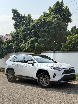 Toyota RAV4 2023 White